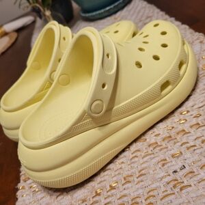 Platform Crocs